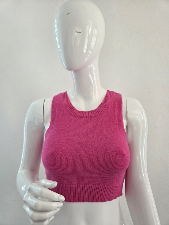 SHEIN Tops - Hot Pink Knit Sleeveless Crop Top Vest Size Small